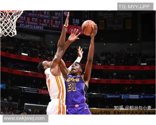 重庆足球队现状分析:从战绩到球员状态全面解读球队未来发展潜力 重庆足球队现状分析:从战绩到球员状态全面解读球队未来发展潜力