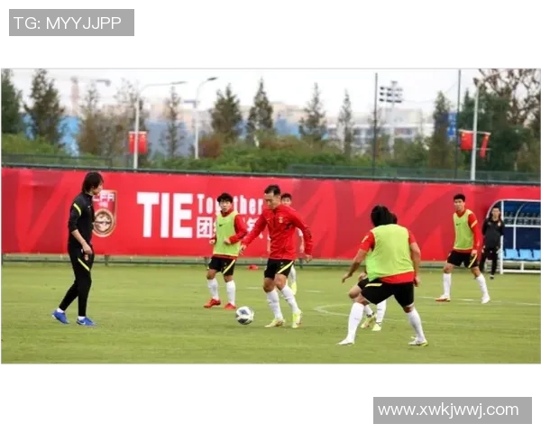 赛后分析:北京足球队与深圳足球队的表现与状态全面对比 赛后分析:北京足球队与深圳足球队的表现与状态全面对比